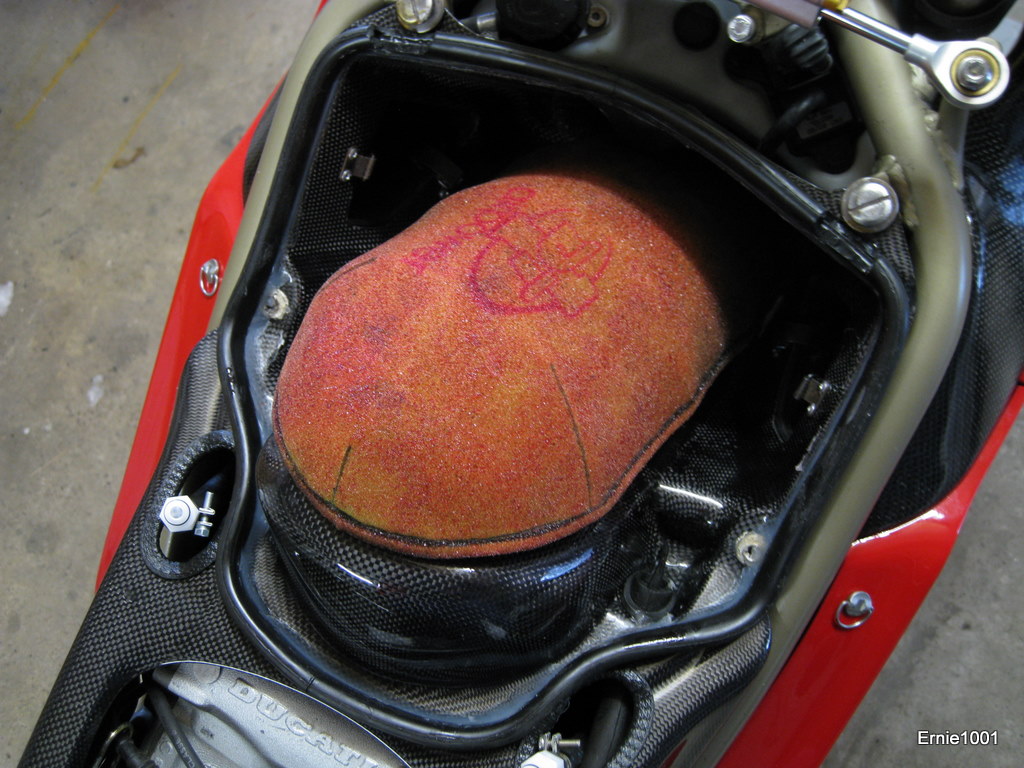 [Bild: 4uegs4ro.jpg]